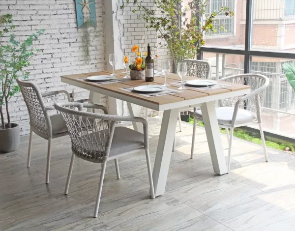 Rectangular plasticwood Dining Table
